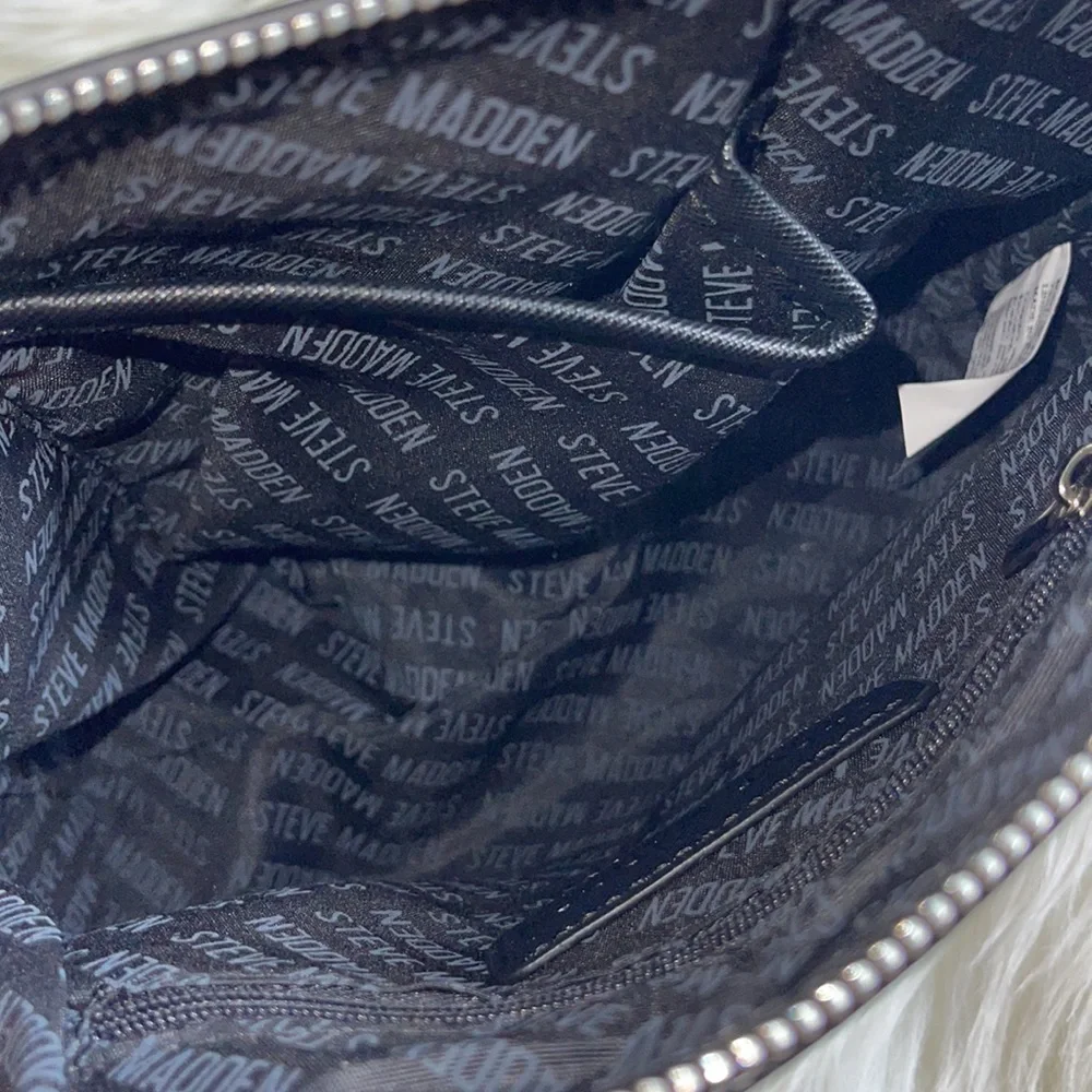 Purse - Picture 4 of 4